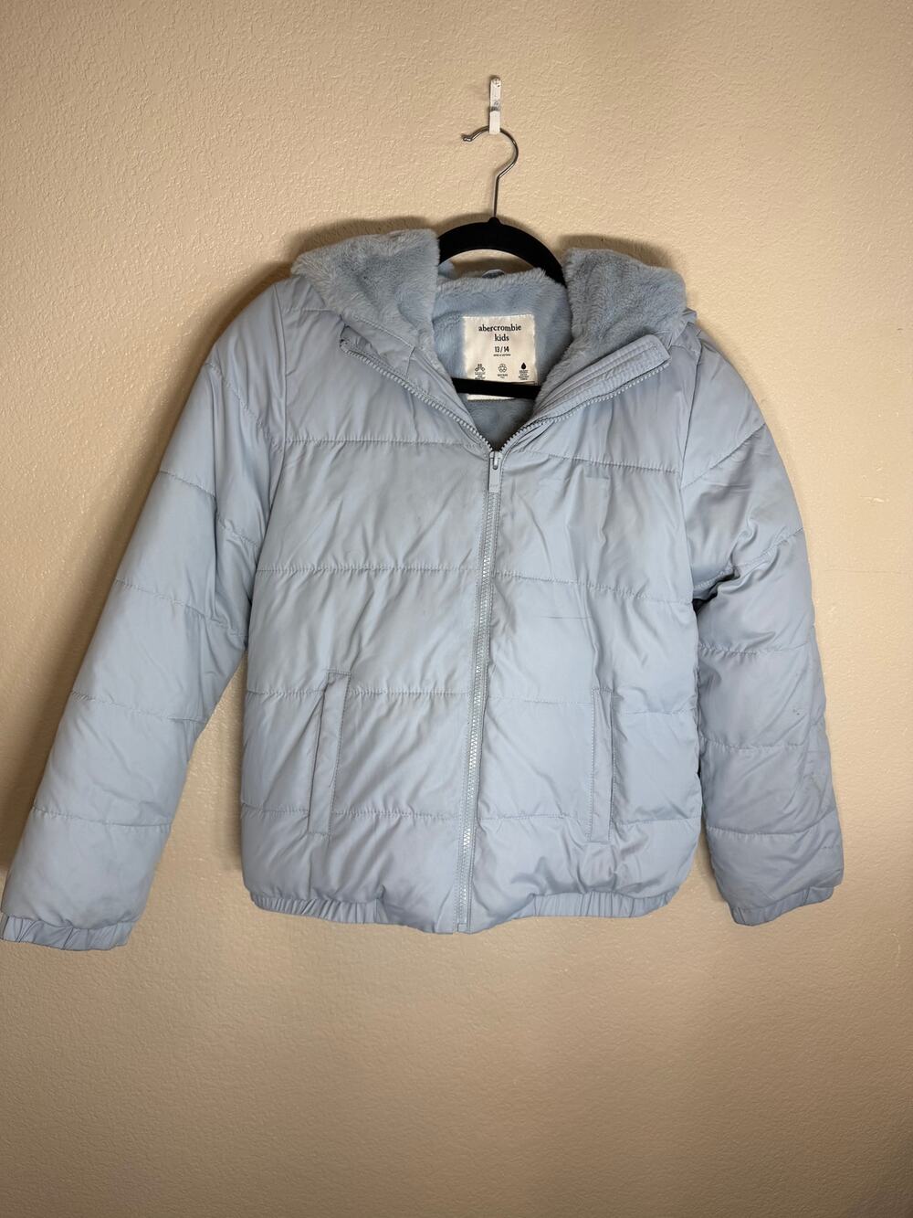 Abercrombie Kids Blue Puffer jacket Size 13/14